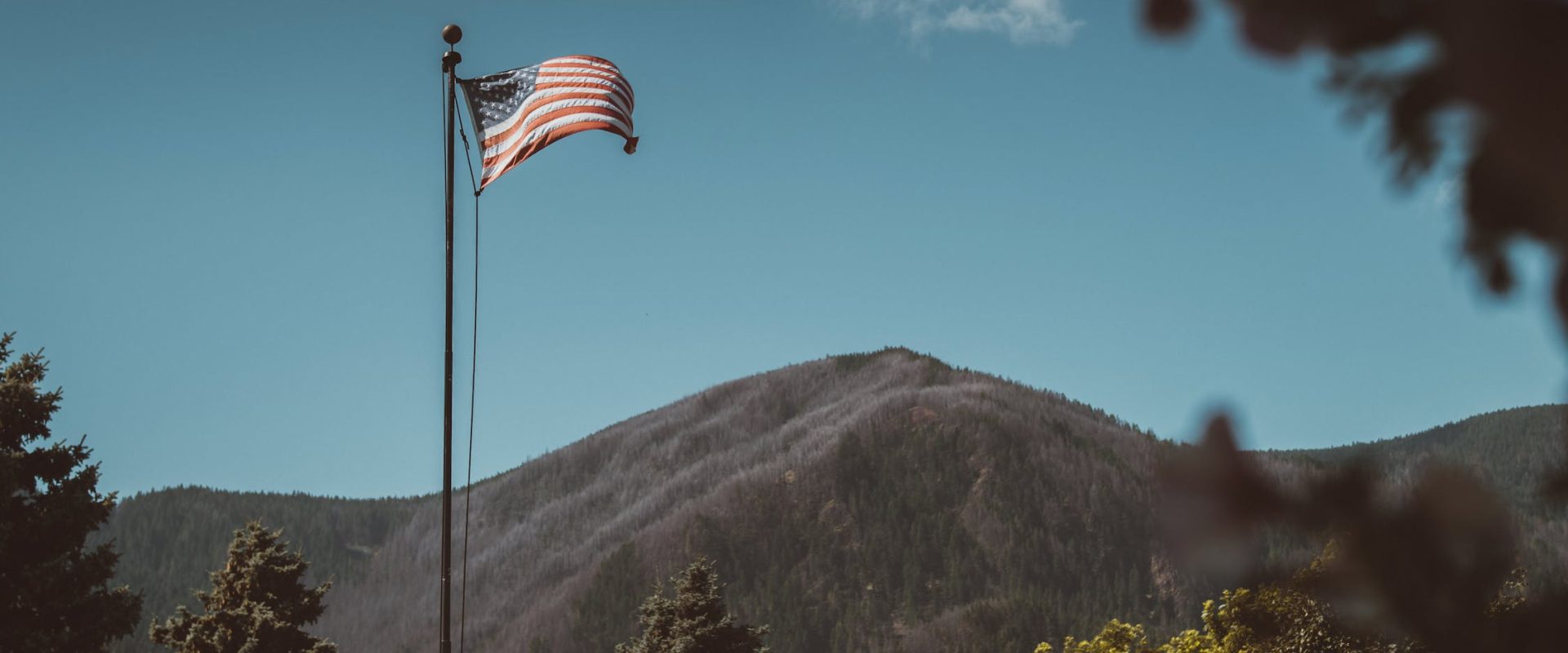 Седемте планини - християнският патриотизъм в Америка